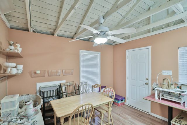 402 North Street A, Buffalo Gap, TX 79508