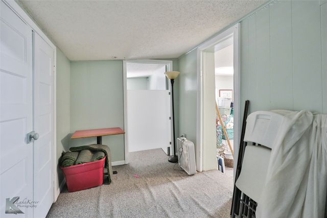 402 North Street A, Buffalo Gap, TX 79508