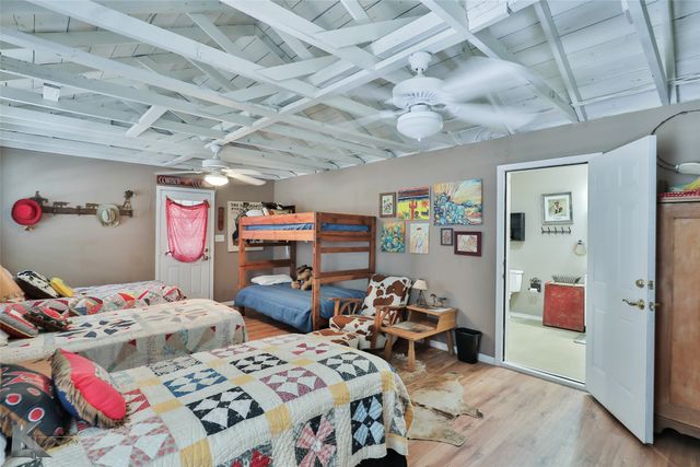 402 North Street A, Buffalo Gap, TX 79508
