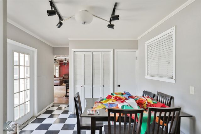 402 North Street A, Buffalo Gap, TX 79508