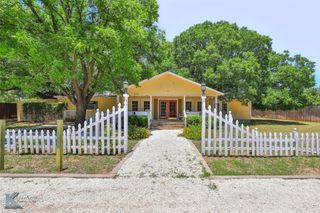 402 North Street A, Buffalo Gap, TX 79508