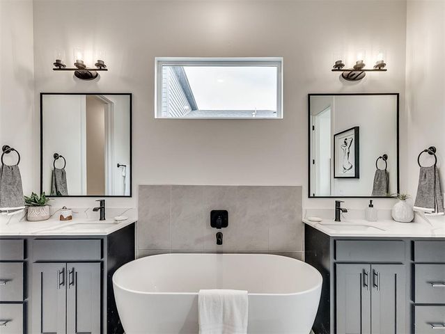 5608 NW 154th Terrace, Edmond, OK 73013