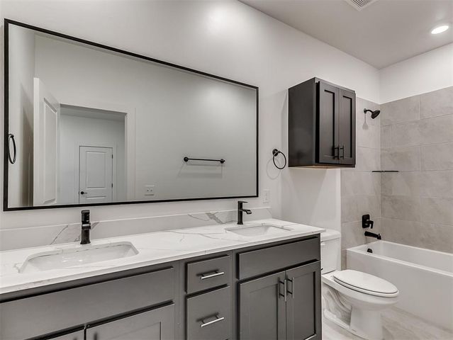 5608 NW 154th Terrace, Edmond, OK 73013