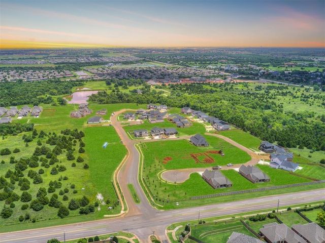 5608 NW 154th Terrace, Edmond, OK 73013