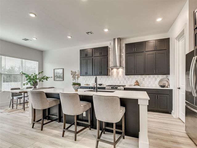 5608 NW 154th Terrace, Edmond, OK 73013