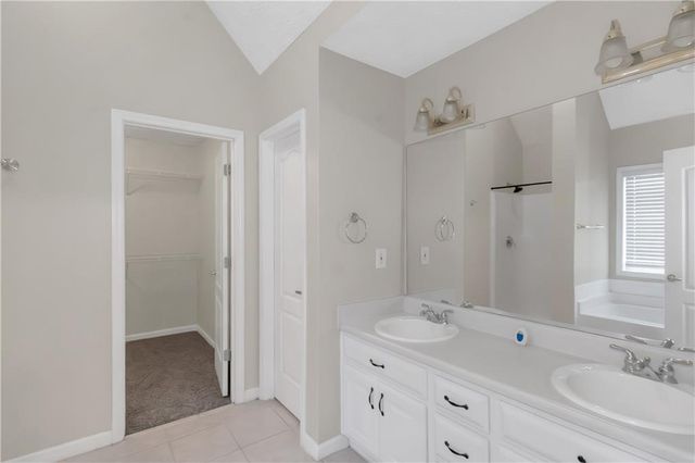112 Wyckliffe Drive, Locust Grove, GA 30248