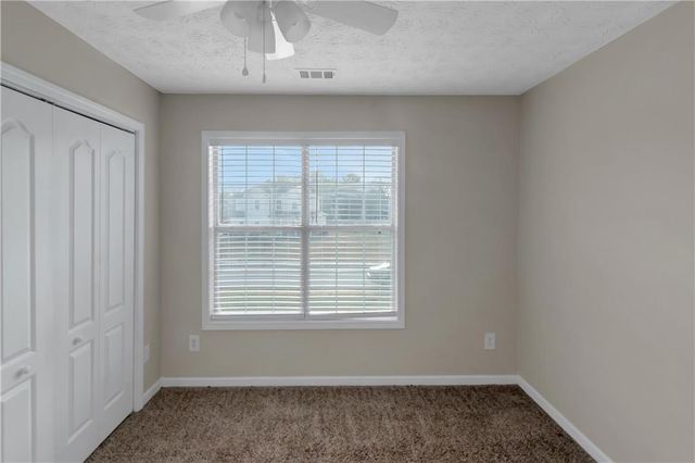 112 Wyckliffe Drive, Locust Grove, GA 30248