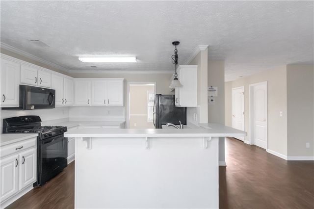 112 Wyckliffe Drive, Locust Grove, GA 30248