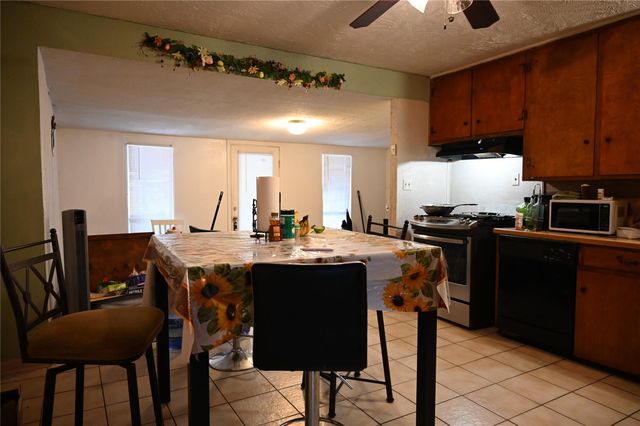 302 Glenmore Drive, Pasadena, TX 77503