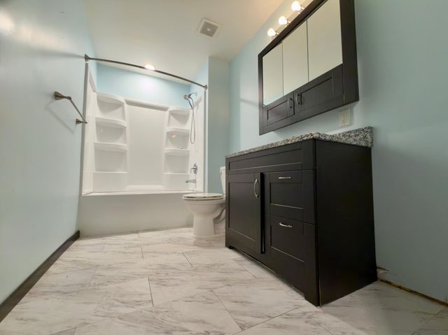 10695 51st Street NE, Albertville, MN 55301