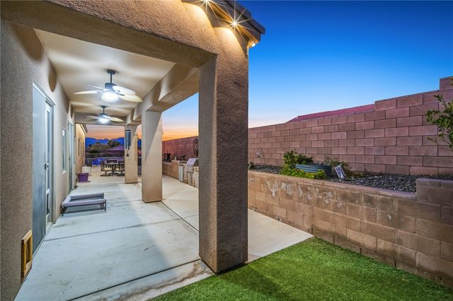 1102 Bella Luna Drive, Bullhead City, AZ 86429