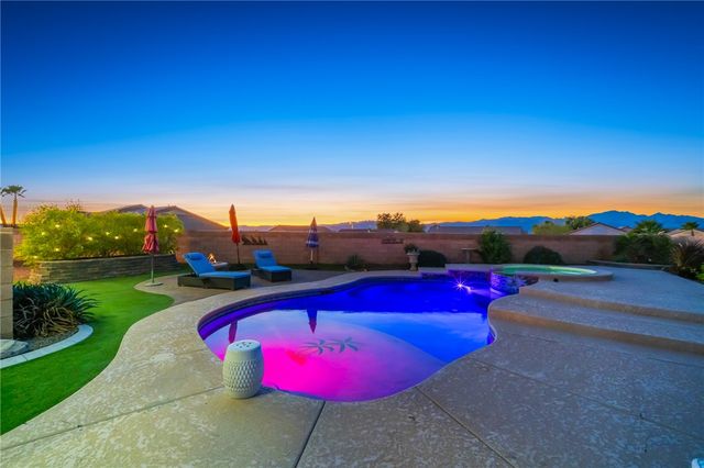 1102 Bella Luna Drive, Bullhead City, AZ 86429