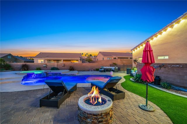 1102 Bella Luna Drive, Bullhead City, AZ 86429