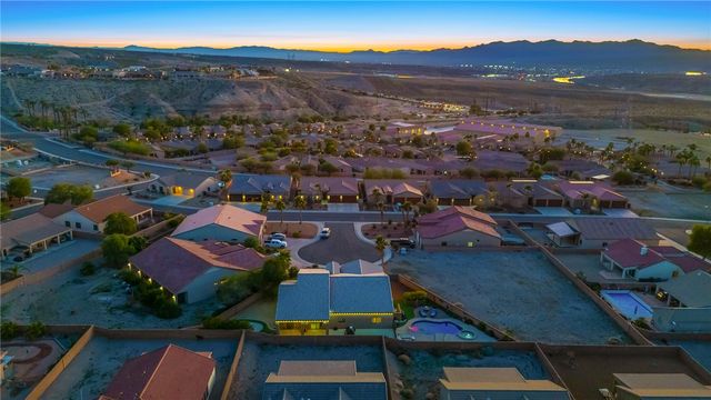 1102 Bella Luna Drive, Bullhead City, AZ 86429