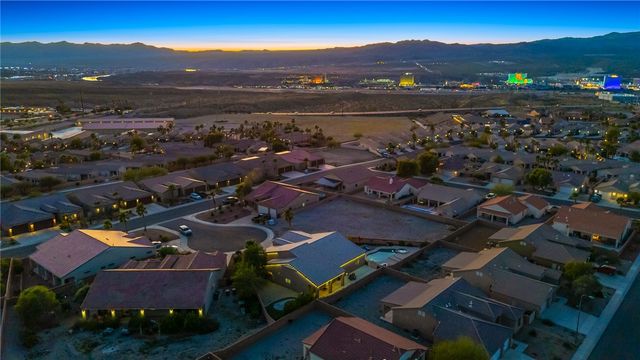 1102 Bella Luna Drive, Bullhead City, AZ 86429