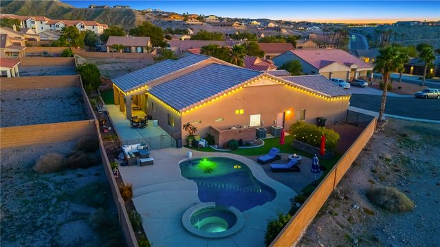 1102 Bella Luna Drive, Bullhead City, AZ 86429