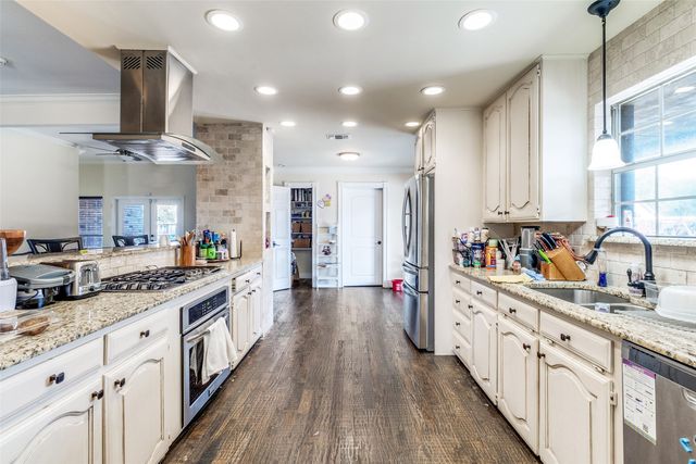 2641 Windswept Lane, Mesquite, TX 75181