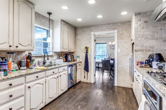 2641 Windswept Lane, Mesquite, TX 75181