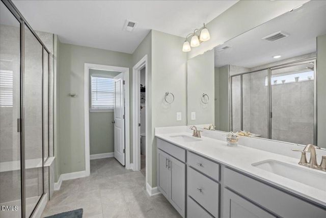 90 Rigsby Avenue, Four Oaks, NC 27524