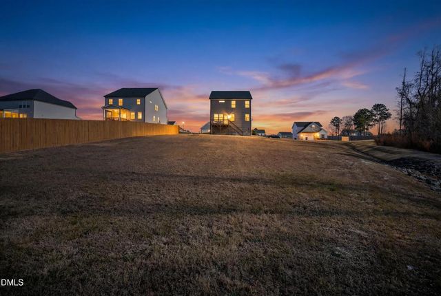 90 Rigsby Avenue, Four Oaks, NC 27524