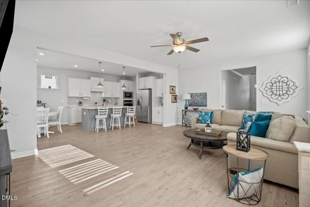 90 Rigsby Avenue, Four Oaks, NC 27524