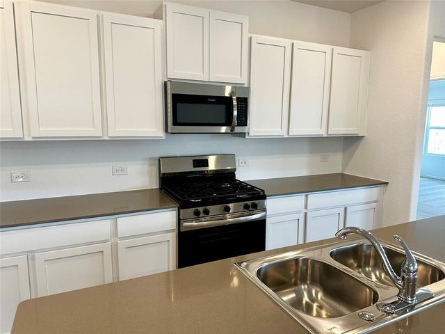 159 Mayacama LOOP, San Marcos, TX 78666
