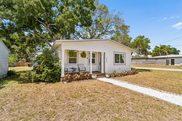 4601 16TH AVENUE N, St Petersburg, FL 33713
