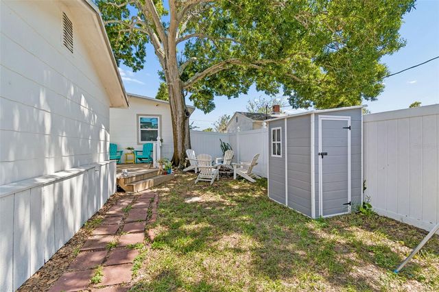 4601 16TH AVENUE N, St Petersburg, FL 33713