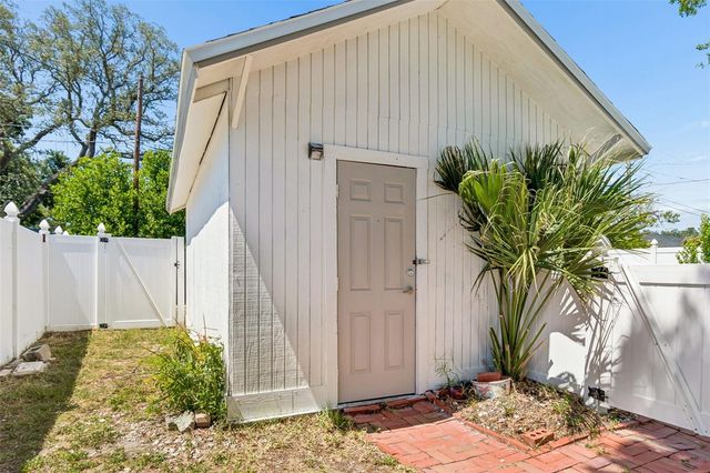 4601 16TH AVENUE N, St Petersburg, FL 33713