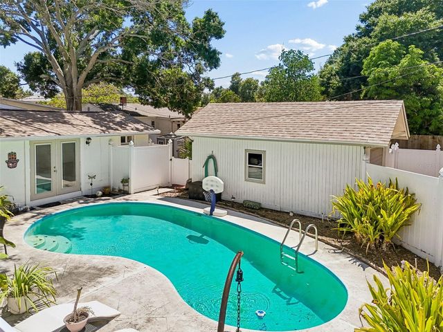 4601 16TH AVENUE N, St Petersburg, FL 33713