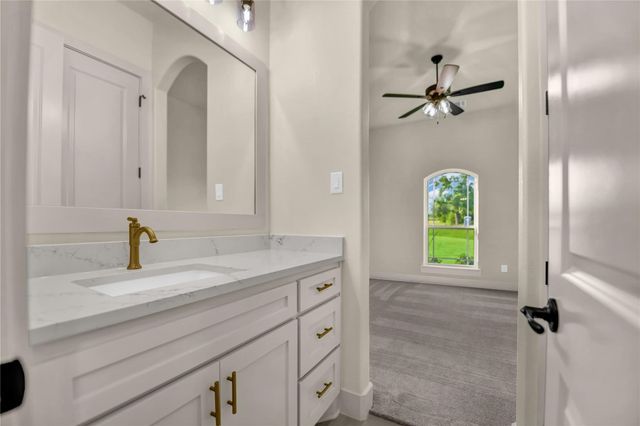 115 Turtle Back Ridge, Decatur, TX 76234
