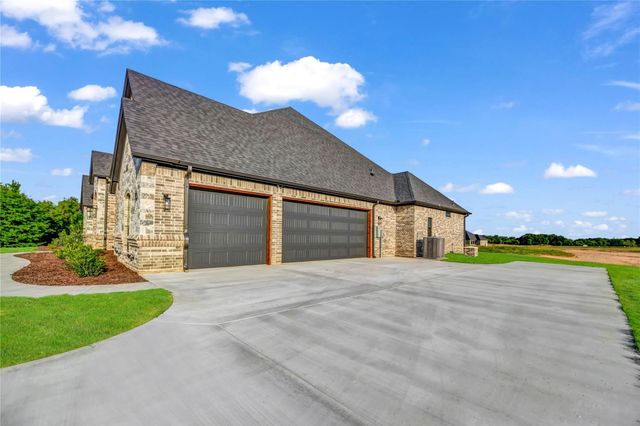 115 Turtle Back Ridge, Decatur, TX 76234
