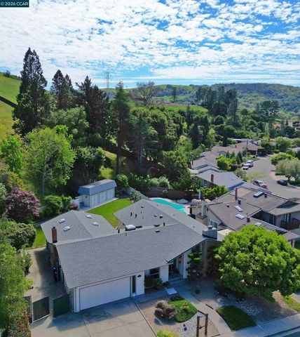 2810 Wright Ave, Pinole, CA 94564