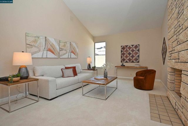 2810 Wright Ave, Pinole, CA 94564