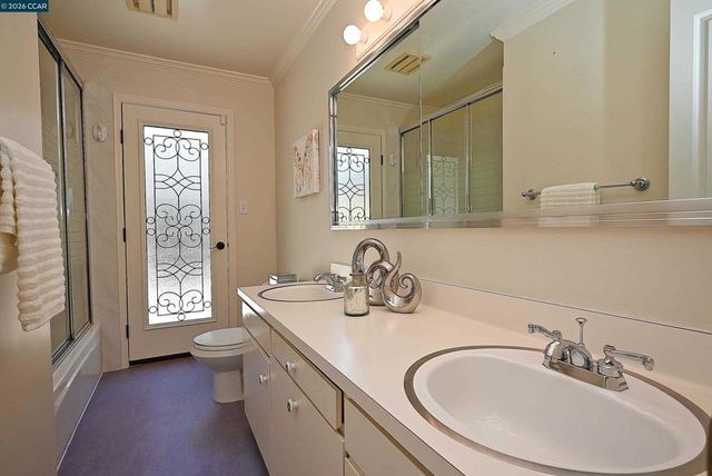 2810 Wright Ave, Pinole, CA 94564