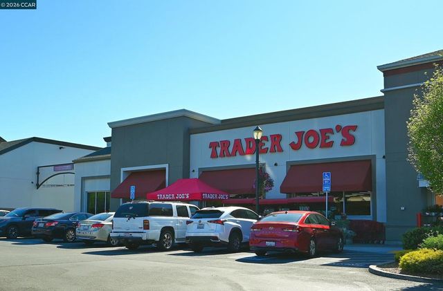 2810 Wright Ave, Pinole, CA 94564