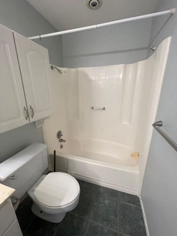 910 Duncan LN 44, Austin, TX 78705