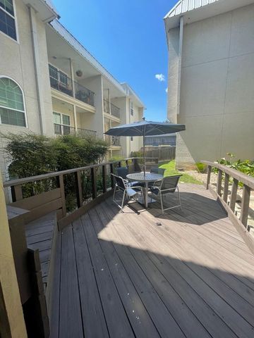 910 Duncan LN 44, Austin, TX 78705