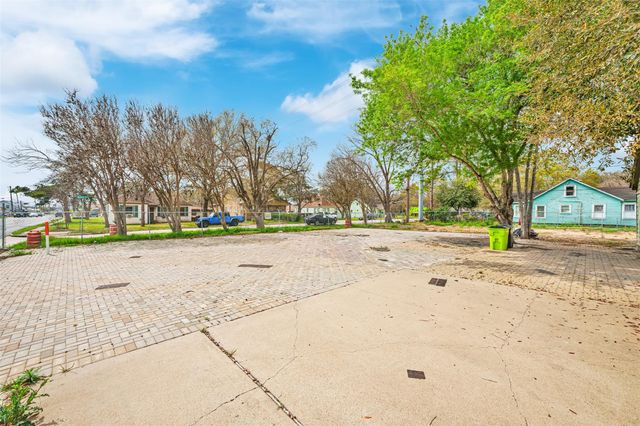 1314 1st Street, Rosenberg, TX 77471