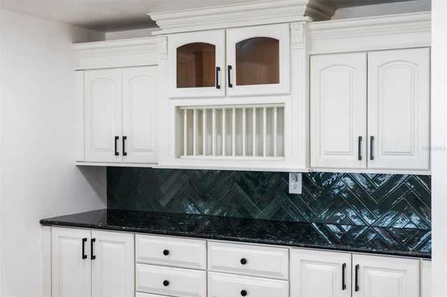 900 79TH STREET S, St Petersburg, FL 33707