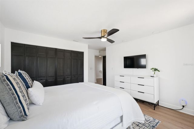 900 79TH STREET S, St Petersburg, FL 33707