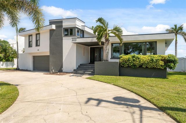 900 79TH STREET S, St Petersburg, FL 33707