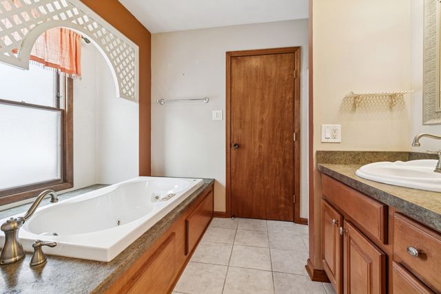 13641 Pheasant Circle, Homer Glen, IL 60491