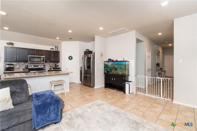 6008 Sally Ride Lane, Killeen, TX 76543