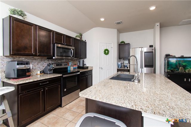 6008 Sally Ride Lane, Killeen, TX 76543