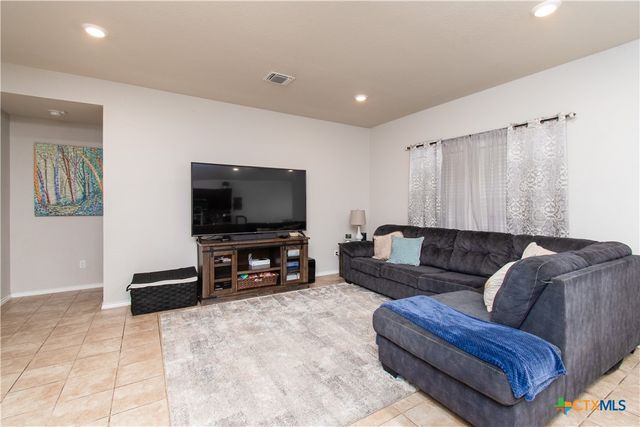 6008 Sally Ride Lane, Killeen, TX 76543