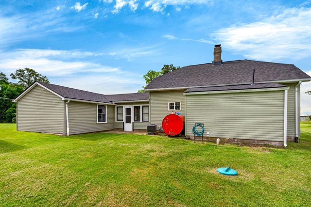 6718 Hitler Road 2, Circleville, OH 43113