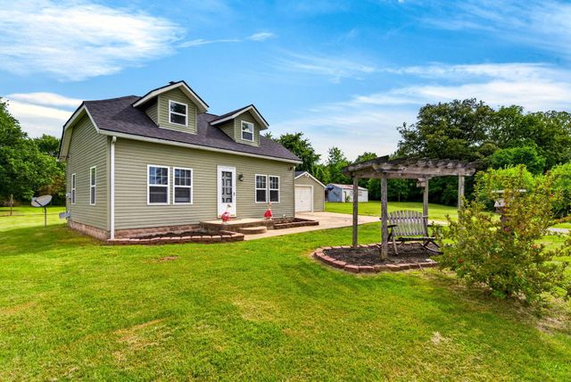 6718 Hitler Road 2, Circleville, OH 43113