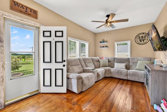 6718 Hitler Road 2, Circleville, OH 43113