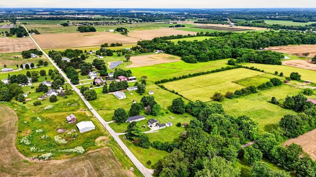 6718 Hitler Road 2, Circleville, OH 43113